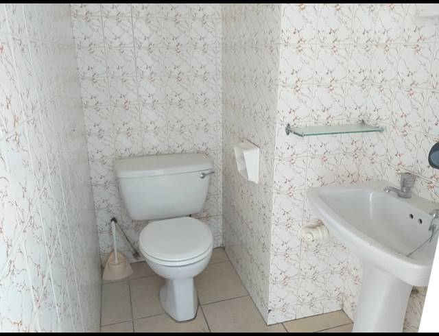 2 BEDROOM APARTMENT RENTED IN DOON HEIGHTS